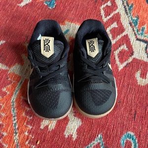 NIKE Kylie Size: 5 Toddler